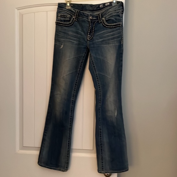 Outstanding Miss Me boot jeans size30. Rise 8” inseam 30”. - Picture 2 of 7